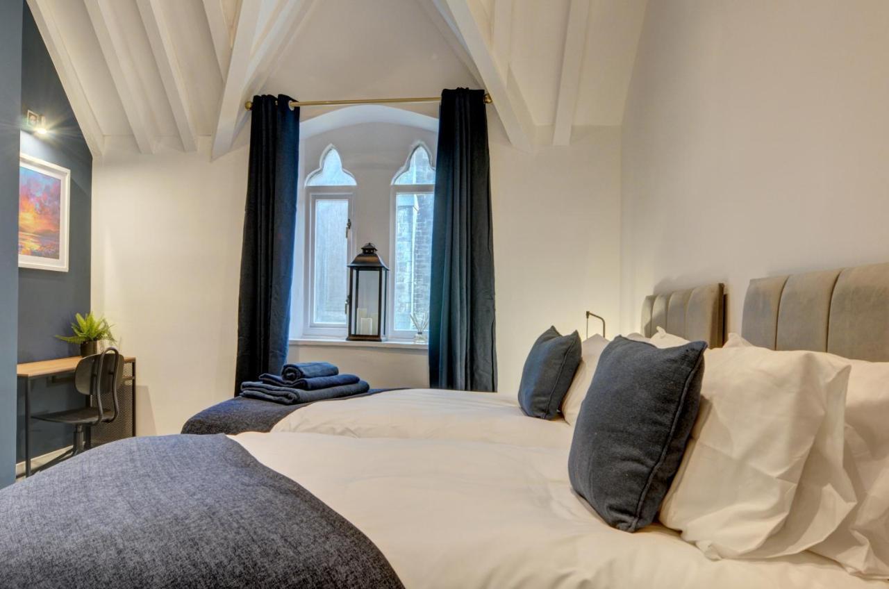 The Old Vicarage - Secure Parking, Fast Wifi, Garden Villa Leeds  Eksteriør bilde