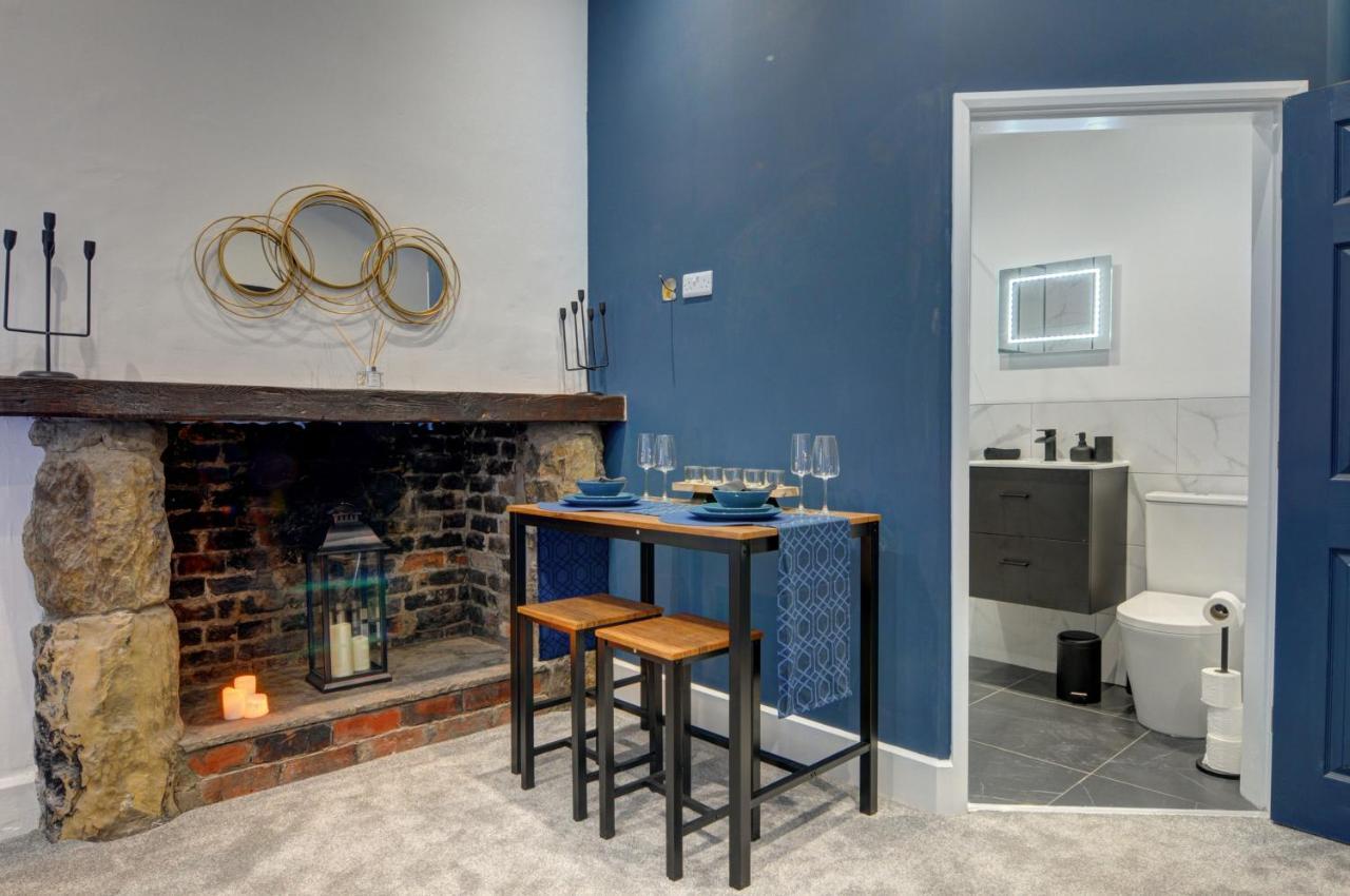 The Old Vicarage - Secure Parking, Fast Wifi, Garden Villa Leeds  Eksteriør bilde