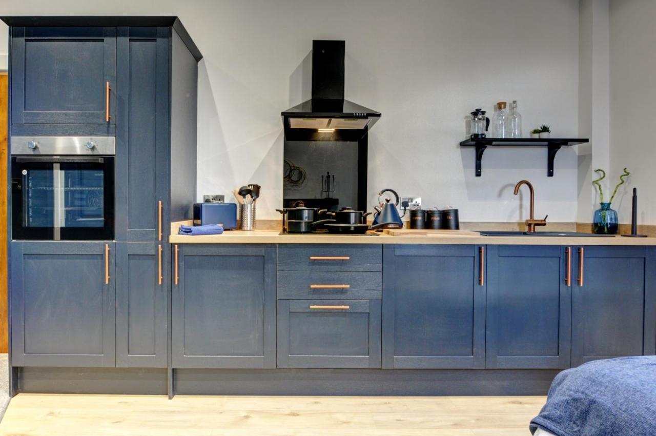 The Old Vicarage - Secure Parking, Fast Wifi, Garden Villa Leeds  Eksteriør bilde