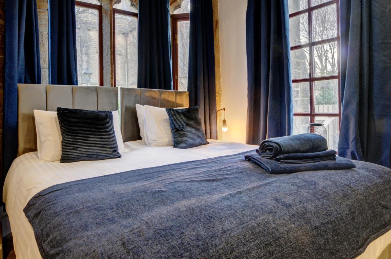 The Old Vicarage - Secure Parking, Fast Wifi, Garden Villa Leeds  Eksteriør bilde
