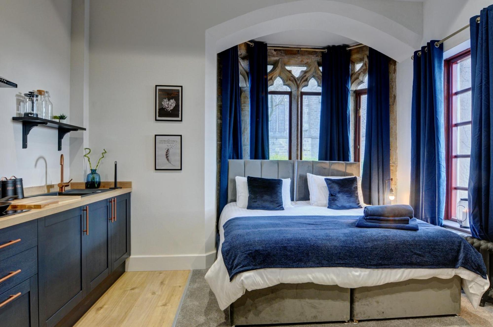 The Old Vicarage - Secure Parking, Fast Wifi, Garden Villa Leeds  Eksteriør bilde