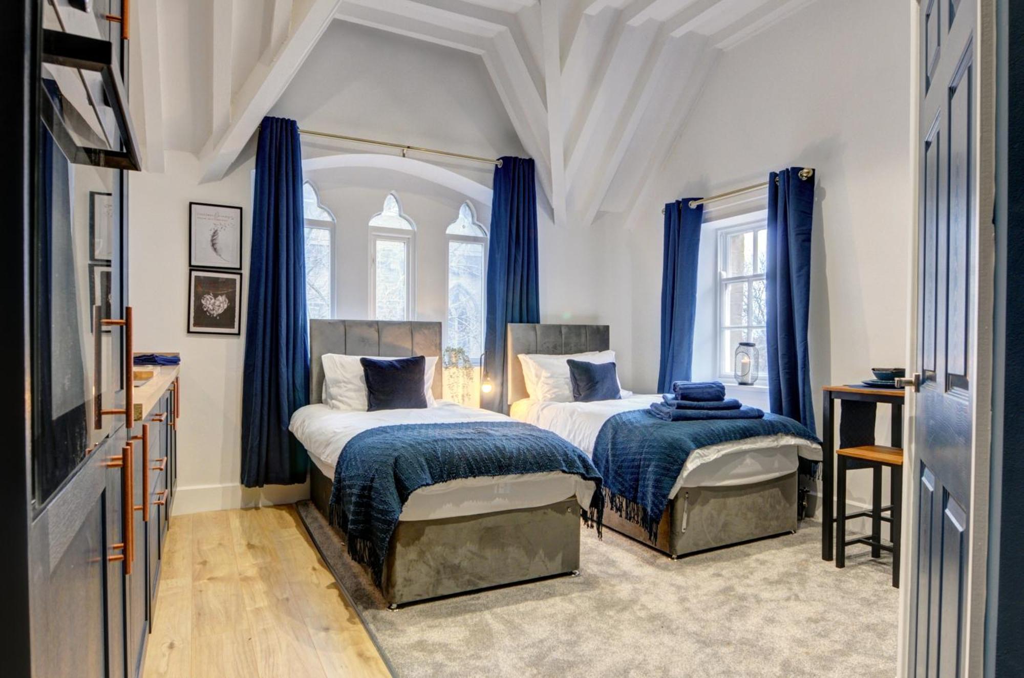 The Old Vicarage - Secure Parking, Fast Wifi, Garden Villa Leeds  Eksteriør bilde