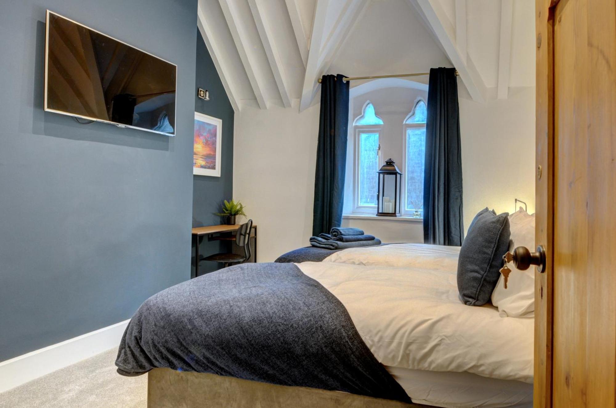 The Old Vicarage - Secure Parking, Fast Wifi, Garden Villa Leeds  Eksteriør bilde