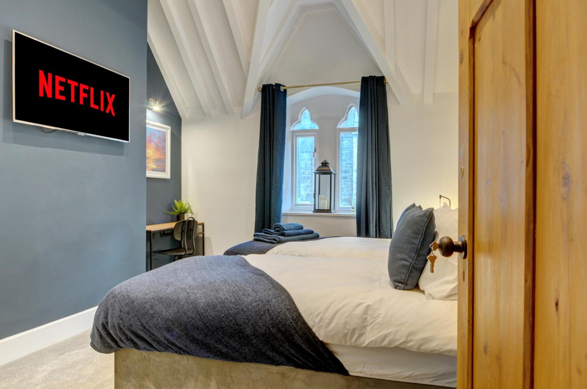 The Old Vicarage - Secure Parking, Fast Wifi, Garden Villa Leeds  Eksteriør bilde