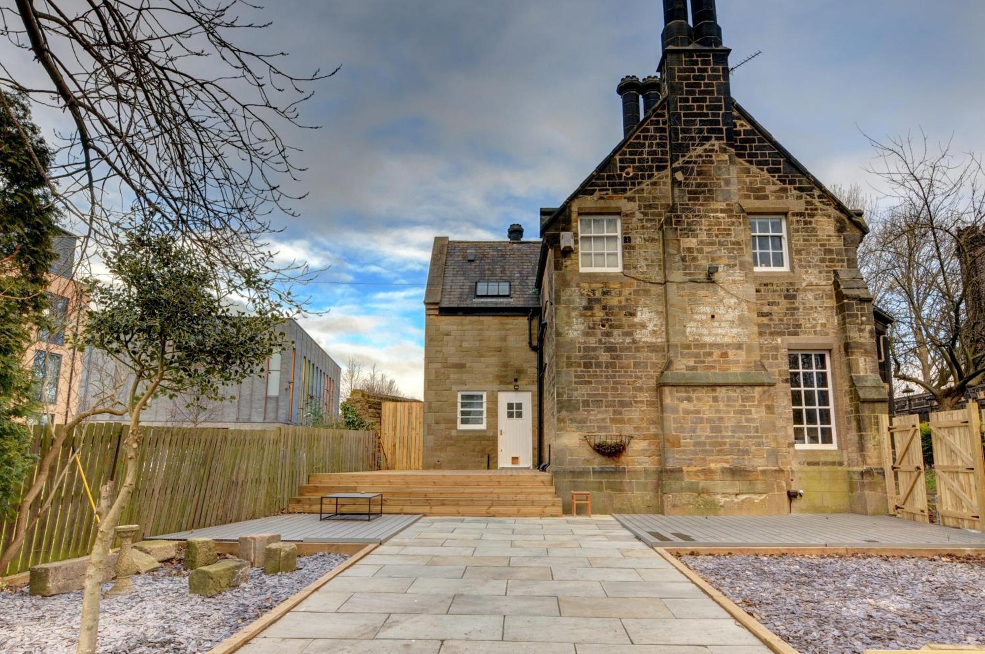The Old Vicarage - Secure Parking, Fast Wifi, Garden Villa Leeds  Eksteriør bilde