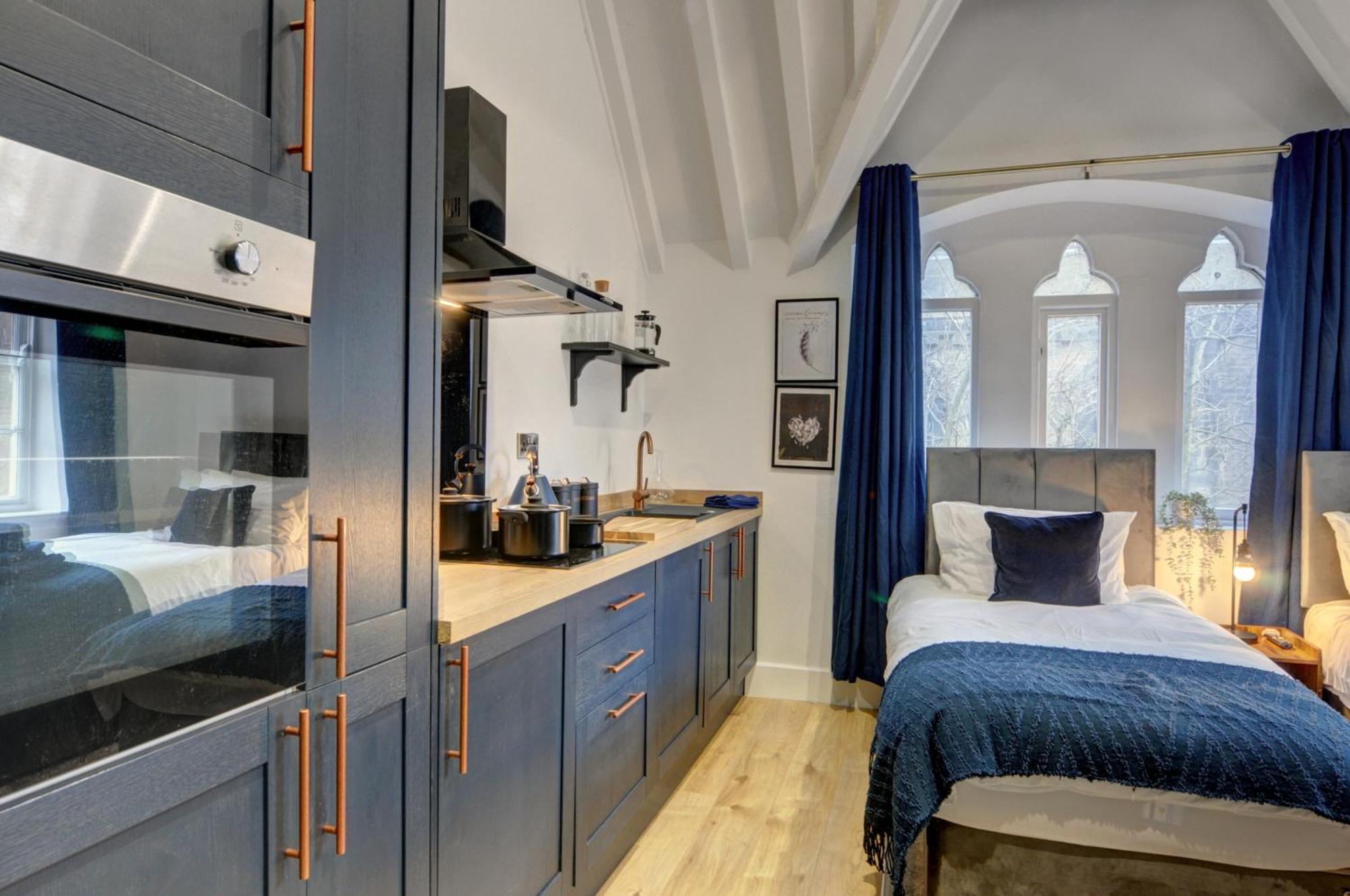 The Old Vicarage - Secure Parking, Fast Wifi, Garden Villa Leeds  Eksteriør bilde